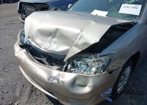 2005 Toyota Camry from USA, damaged, VIN 4T1BE32K15U960353